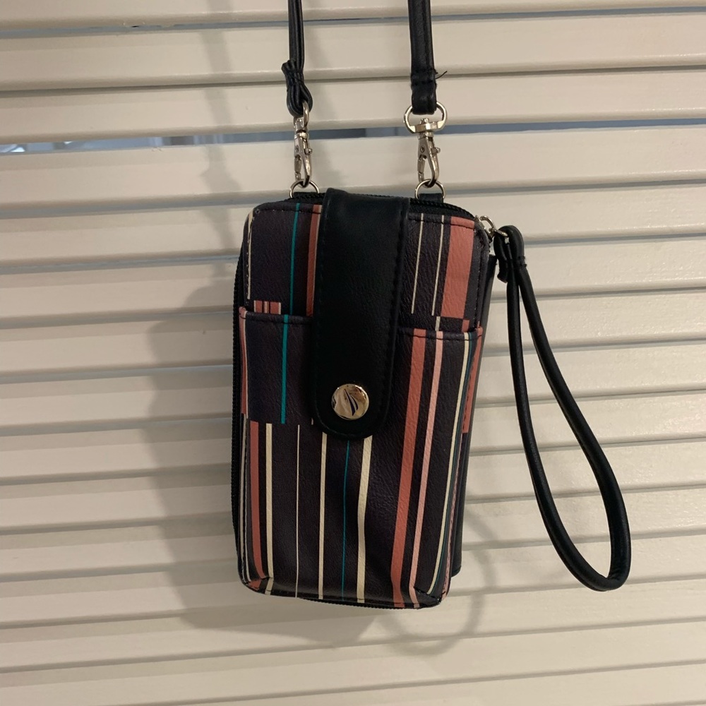Nautica Crossbody Wristlet- ID Safe RFID Blocking Protection- Like New!